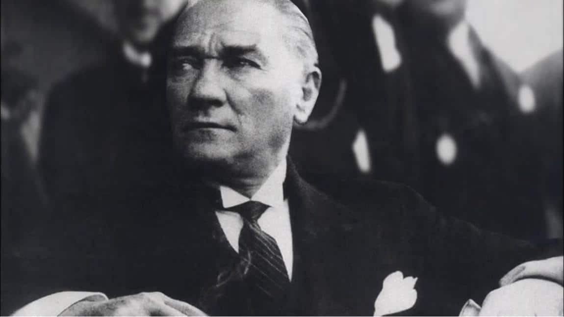19 MAYIS ATATÜRK'Ü ANMA, GENÇLİK VE SPOR BAYRAMI KUTLU OLSUN!